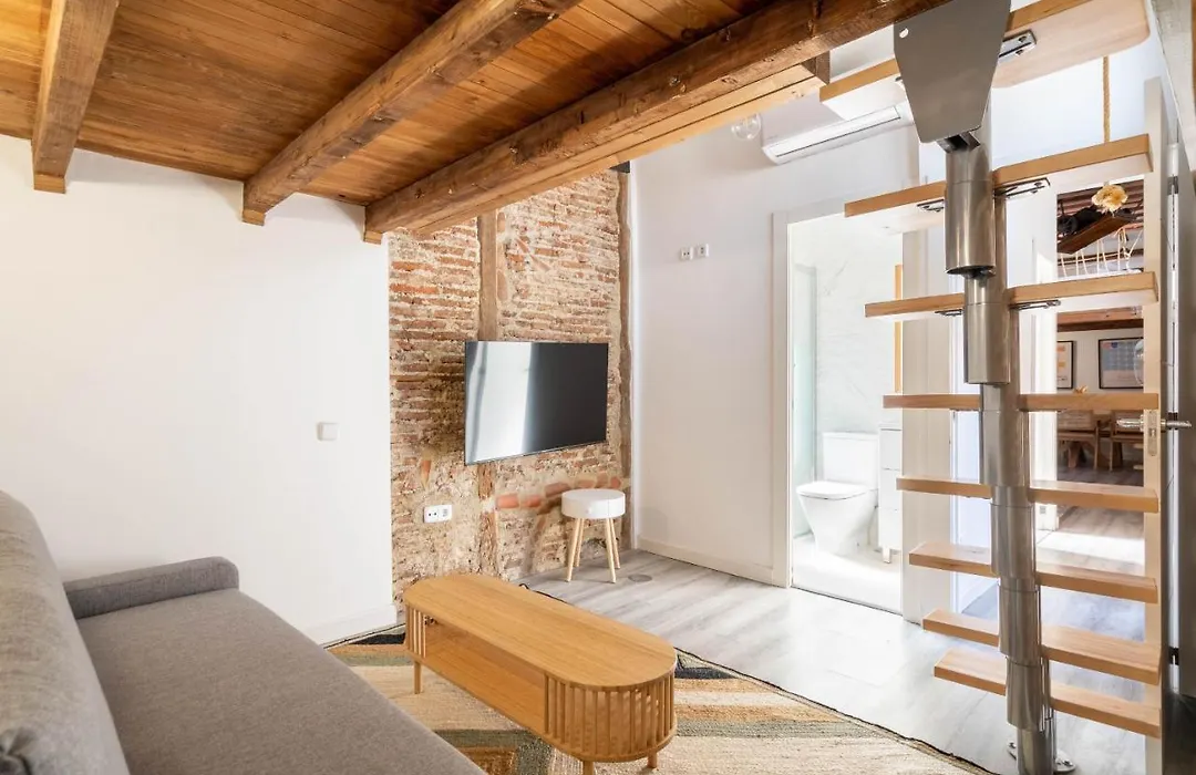 Apartamento Reformado En El Centro Con Dos Habitaciones Alquiler Temporal-1